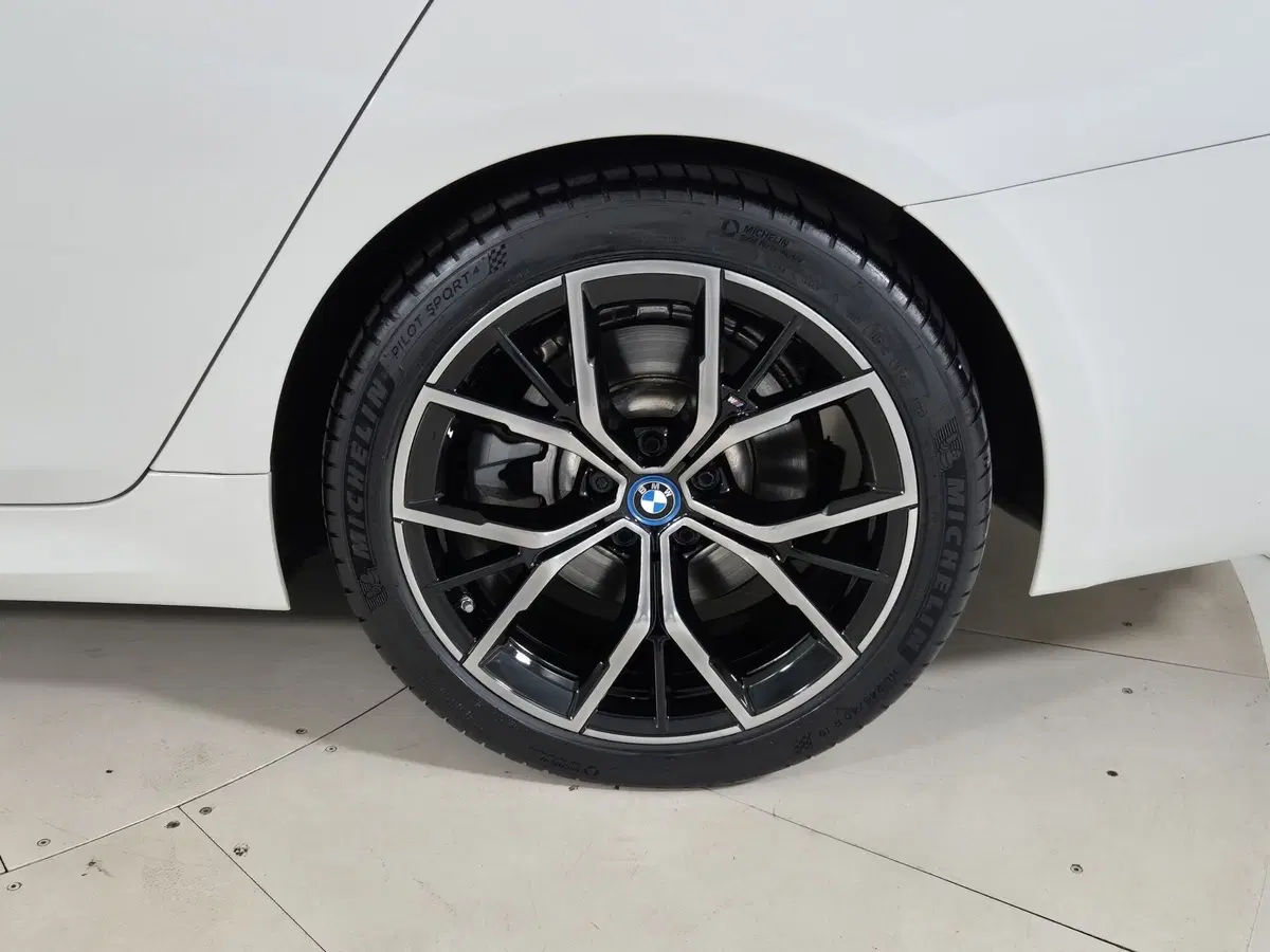 BMW Serie 5 Touring usata a Torino (15)