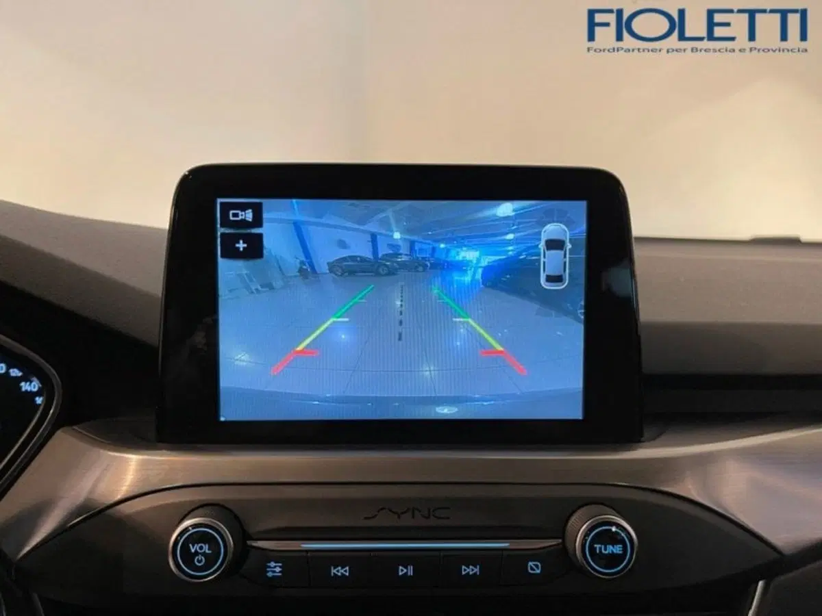 Ford Focus Station Wagon usata a Brescia (11)