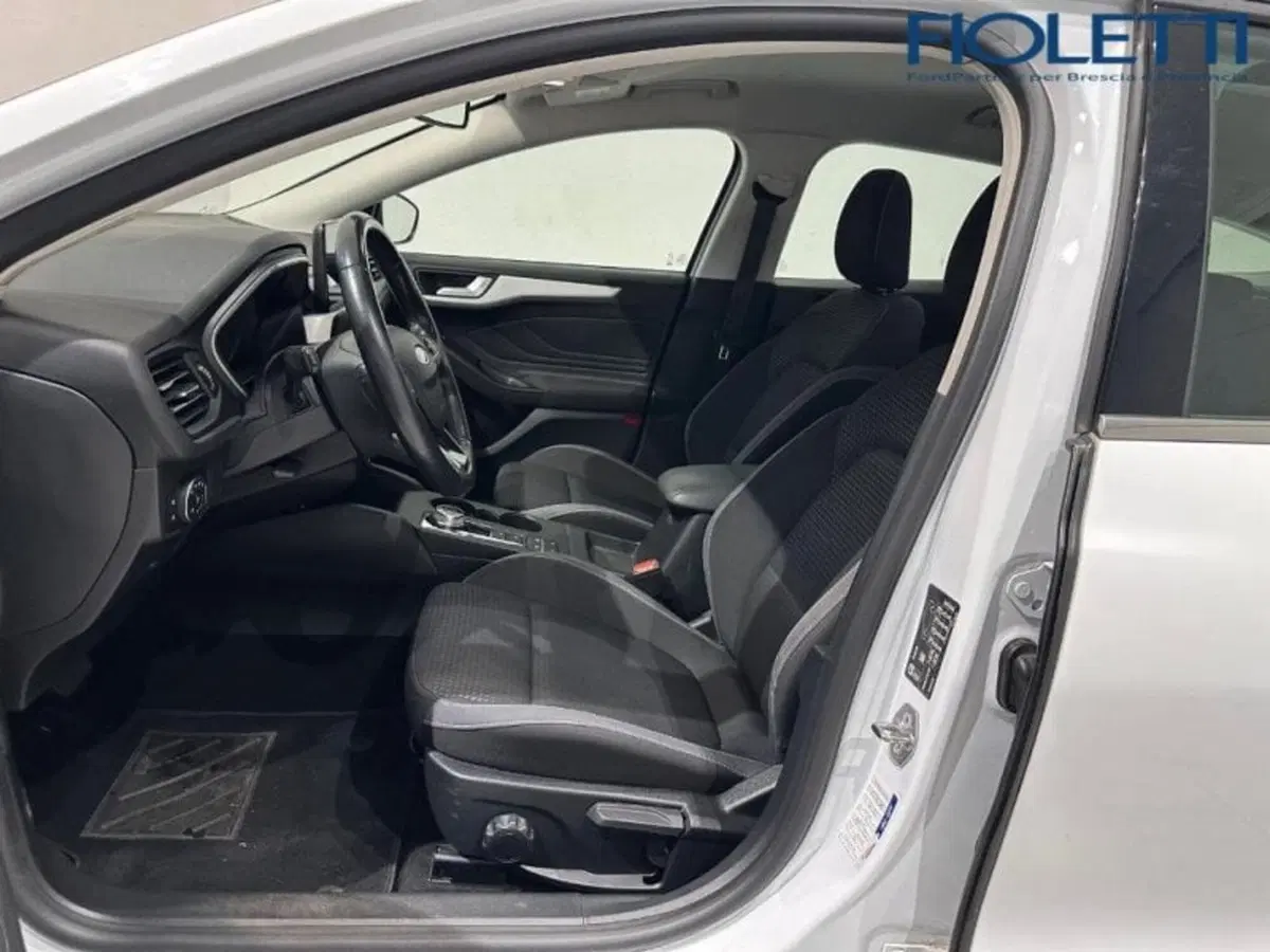 Ford Focus Station Wagon usata a Brescia (12)