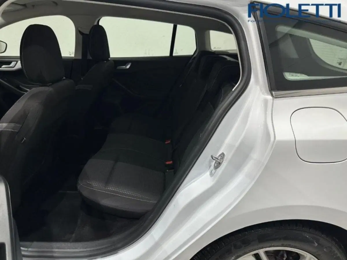 Ford Focus Station Wagon usata a Brescia (14)