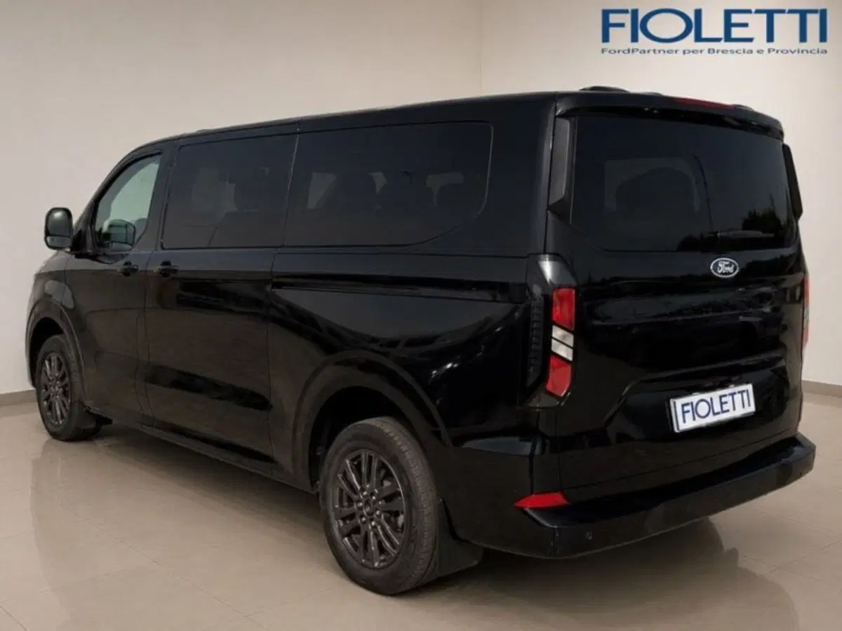 Ford Tourneo Custom usata a Brescia (2)