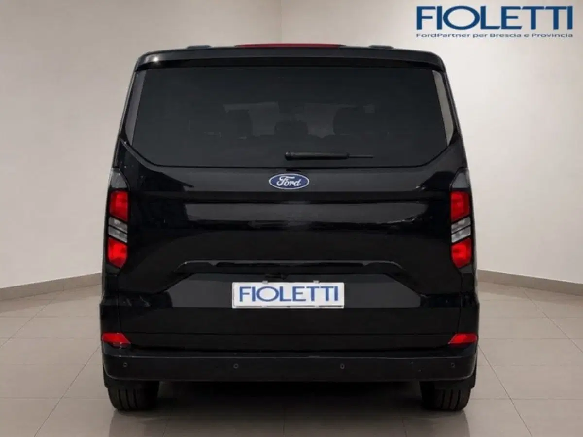 Ford Tourneo Custom usata a Brescia (5)