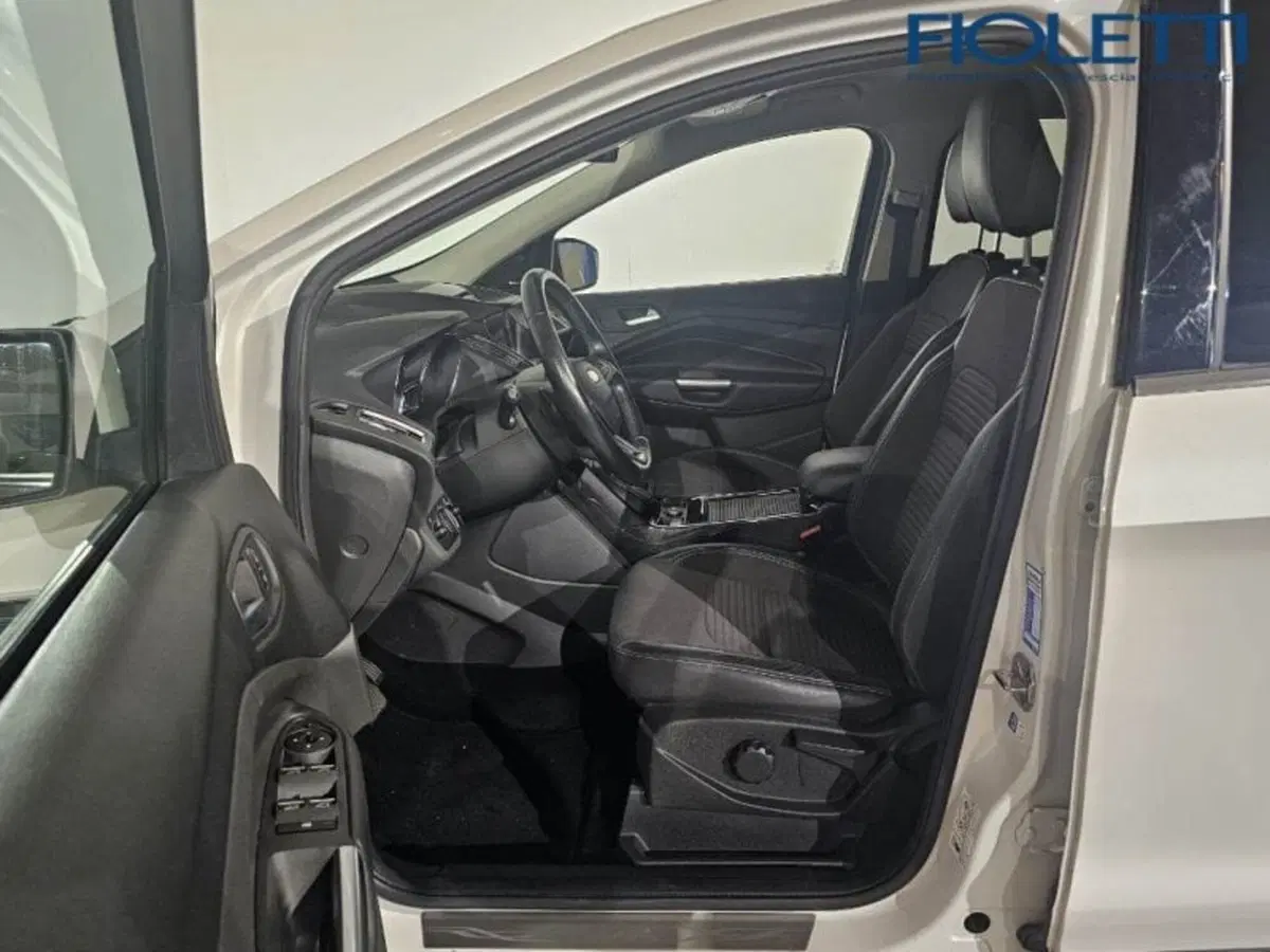 Ford Kuga usata a Brescia (12)