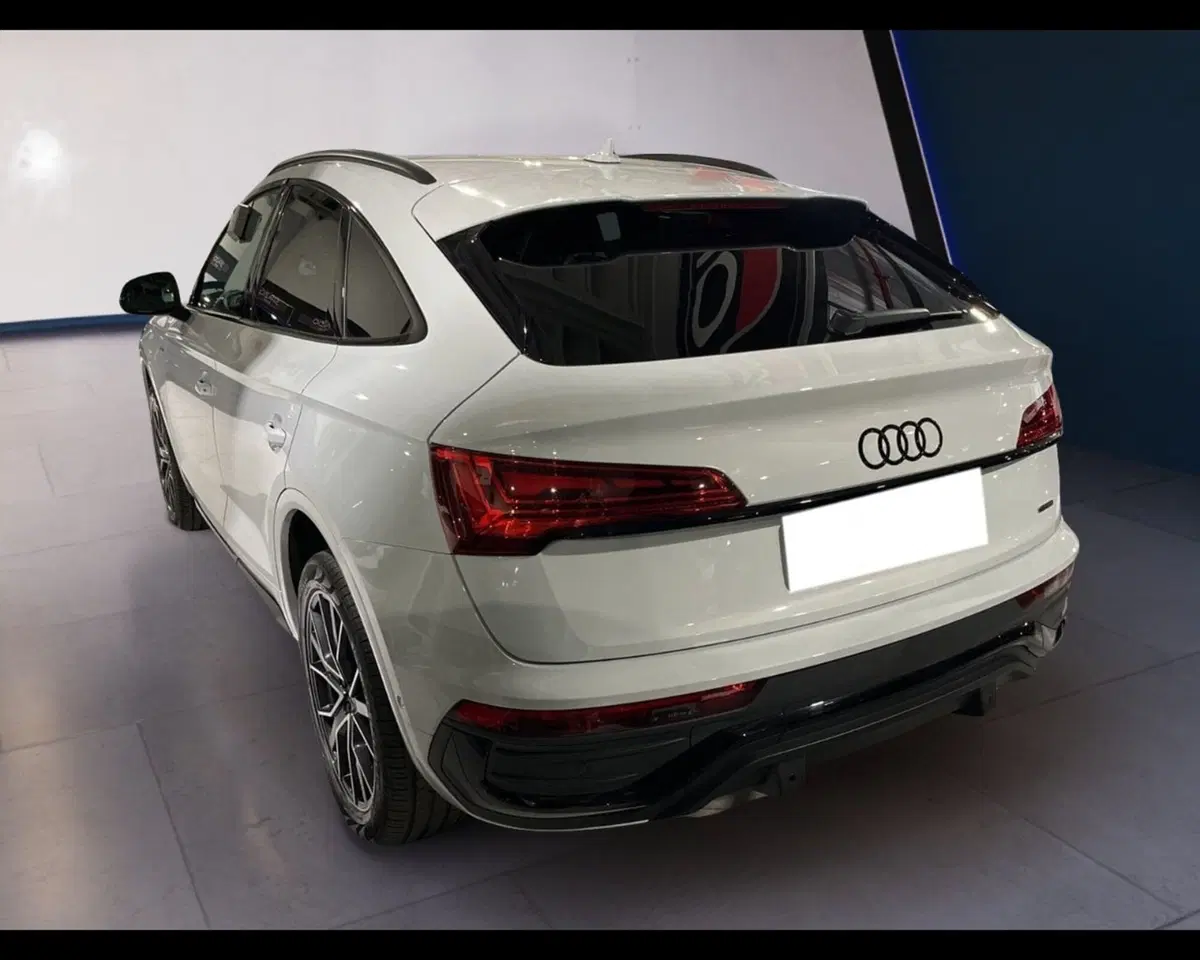 Audi Q5 Sportback usata a Torino (6)