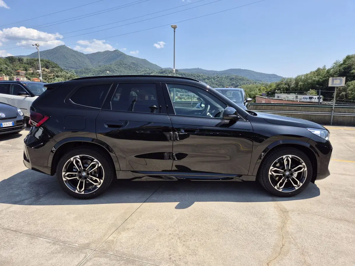 BMW X1 nuova a Genova (5)