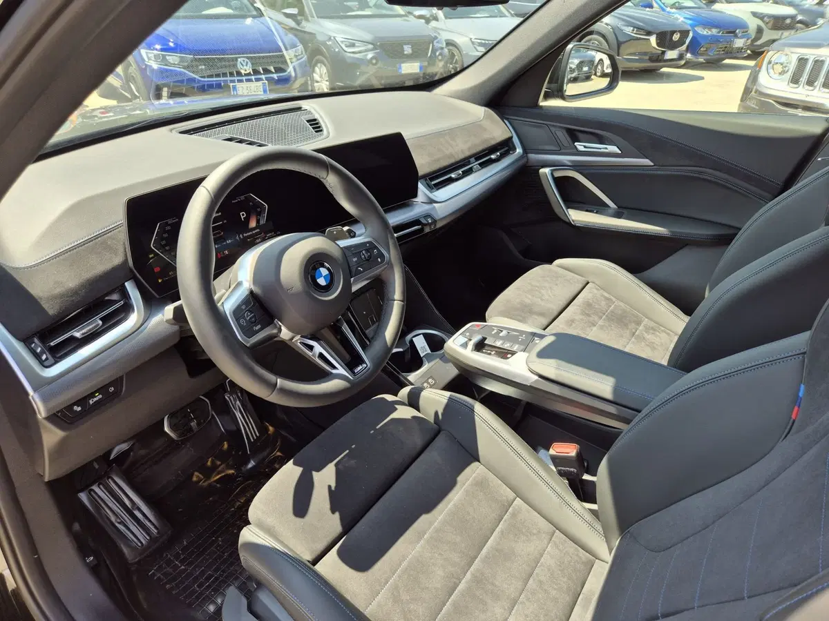 BMW X1 nuova a Genova (6)
