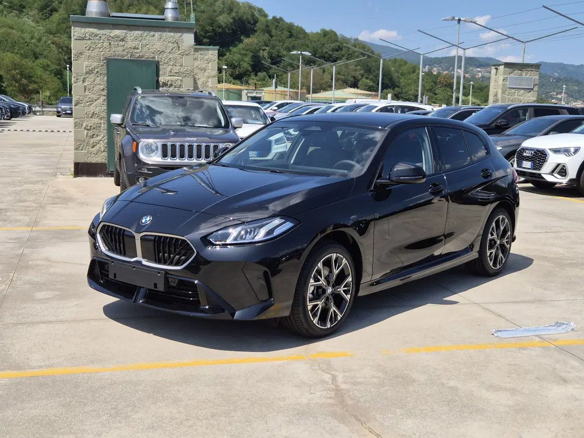 BMW Serie 1 nuova a Genova