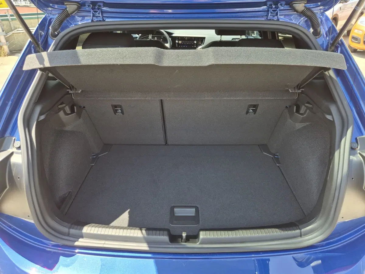 Volkswagen Polo usata  (11)