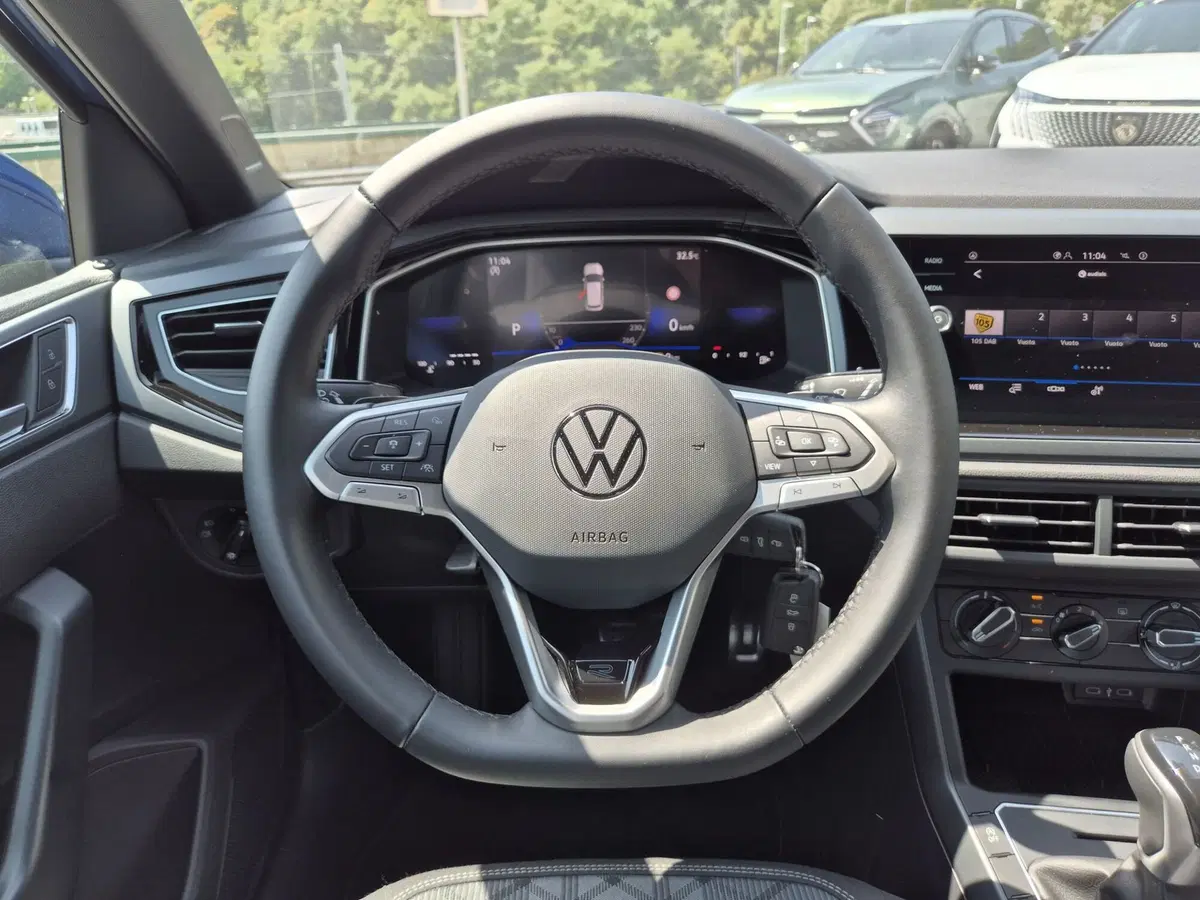 Volkswagen Polo usata  (16)
