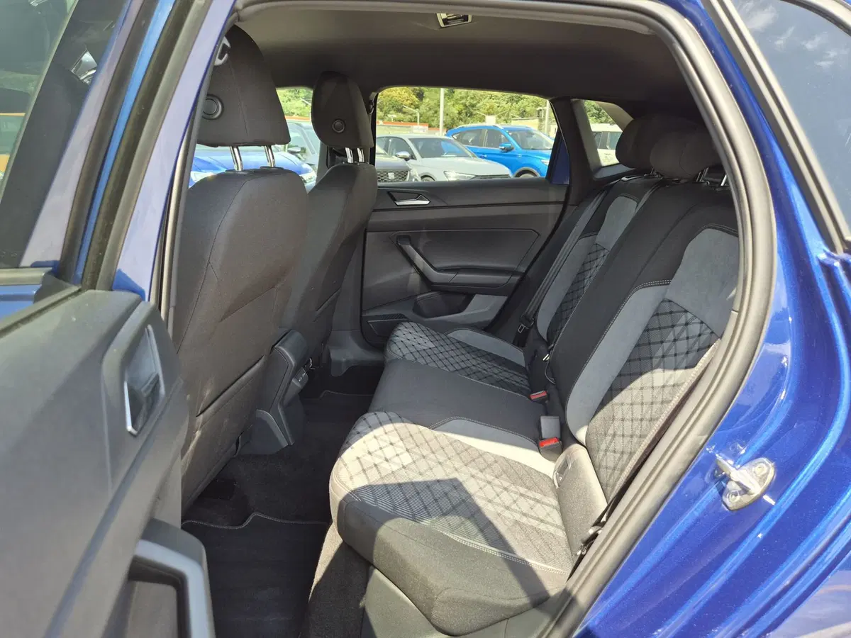 Volkswagen Polo usata  (7)