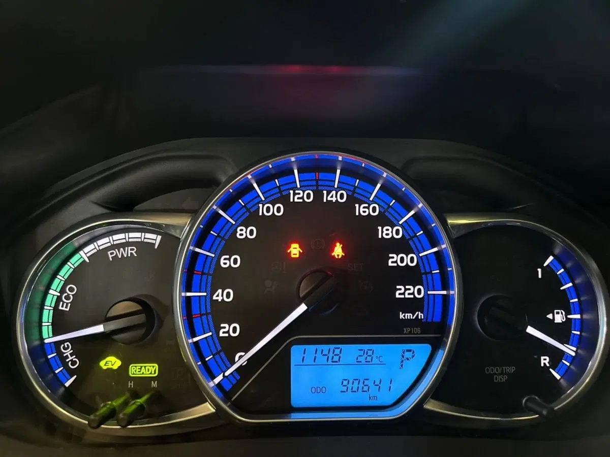 Toyota Yaris usata a Milano (10)