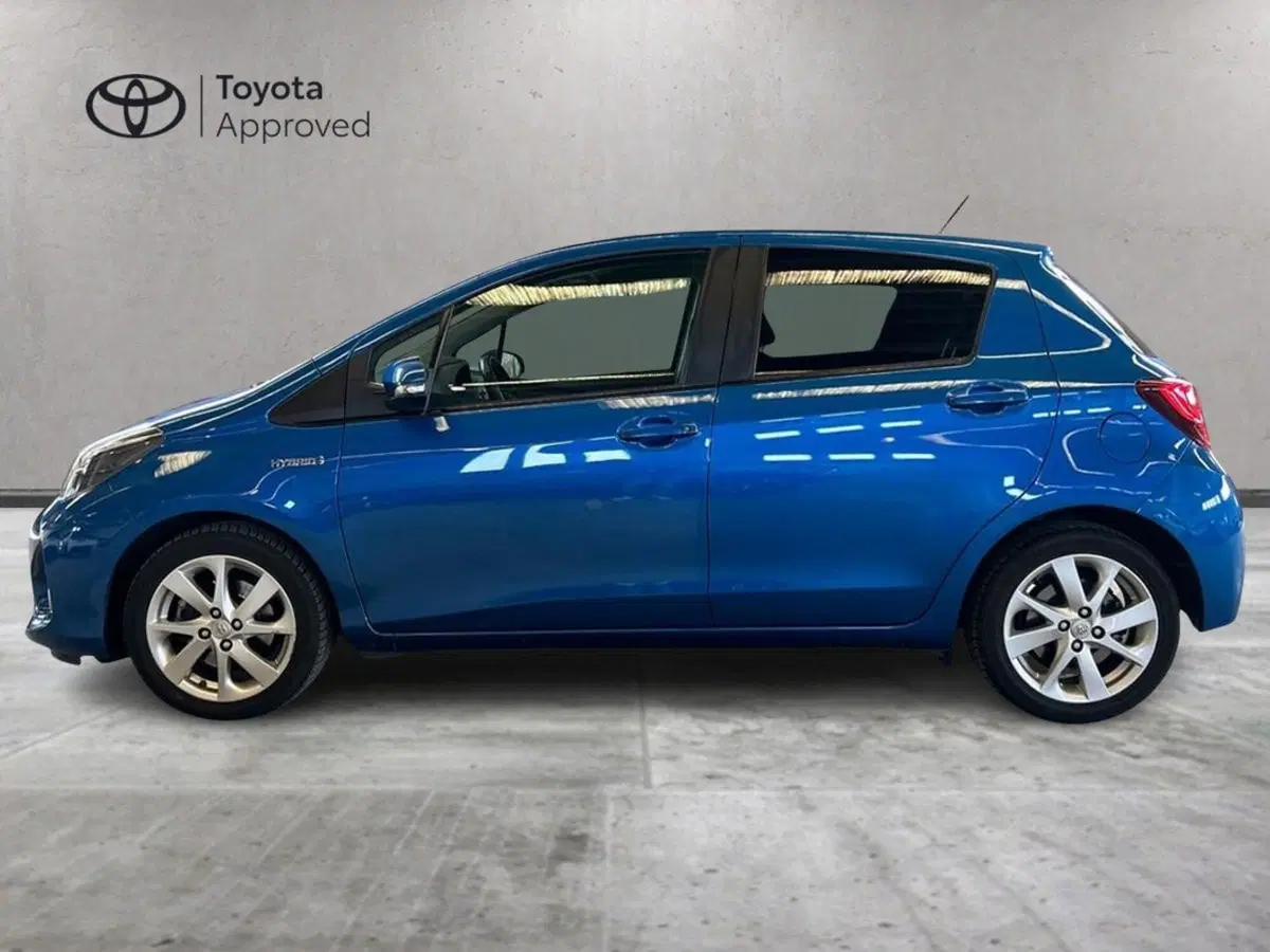 Toyota Yaris usata a Milano (4)