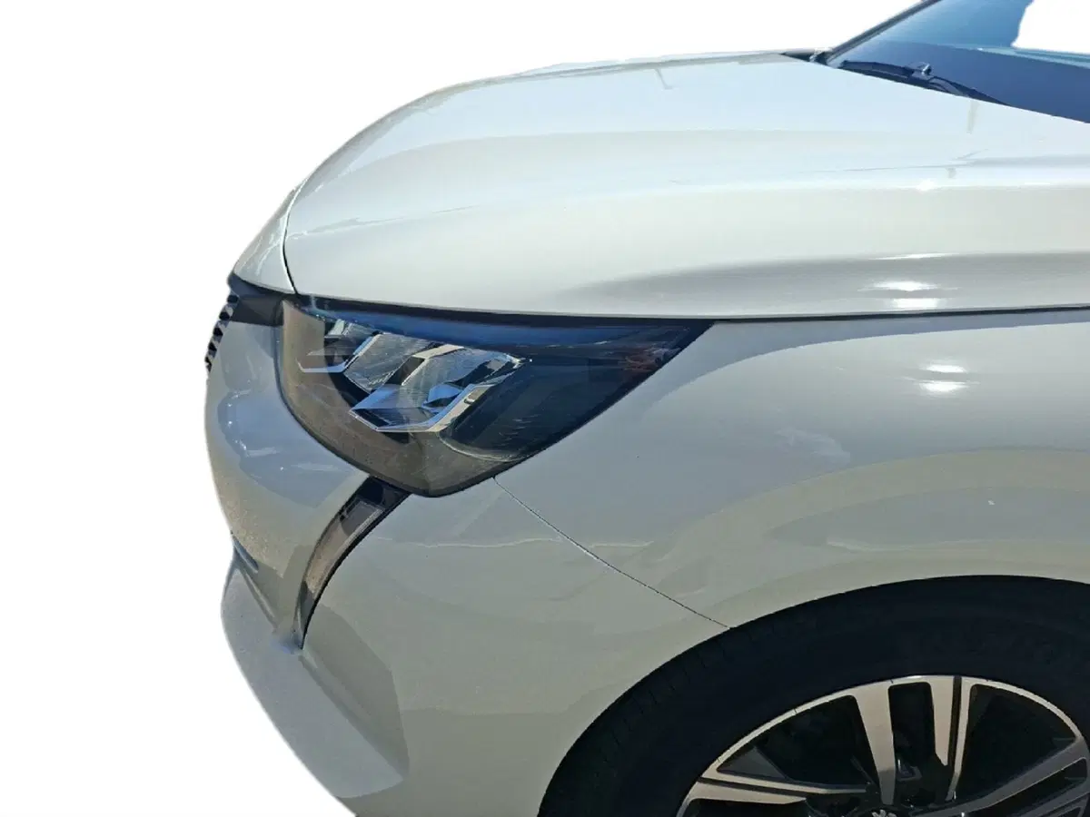 Peugeot 208 usata a Ancona (10)