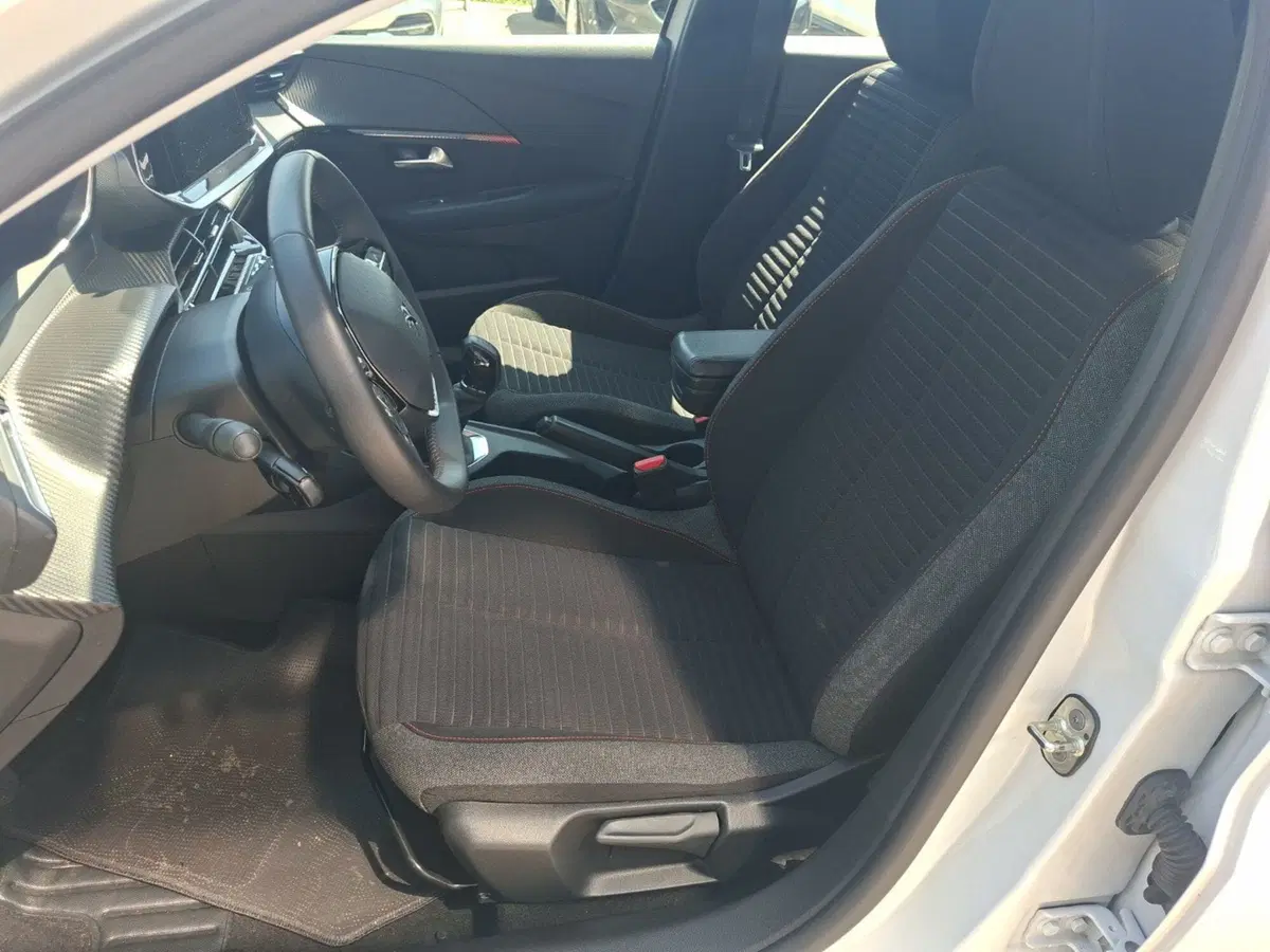 Peugeot 208 usata a Ancona (12)