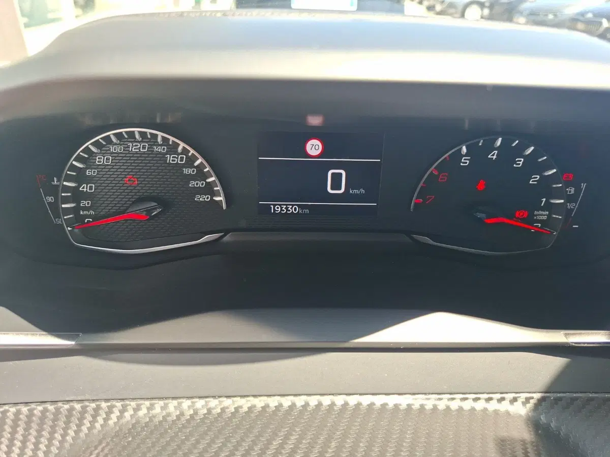 Peugeot 208 usata a Ancona (17)