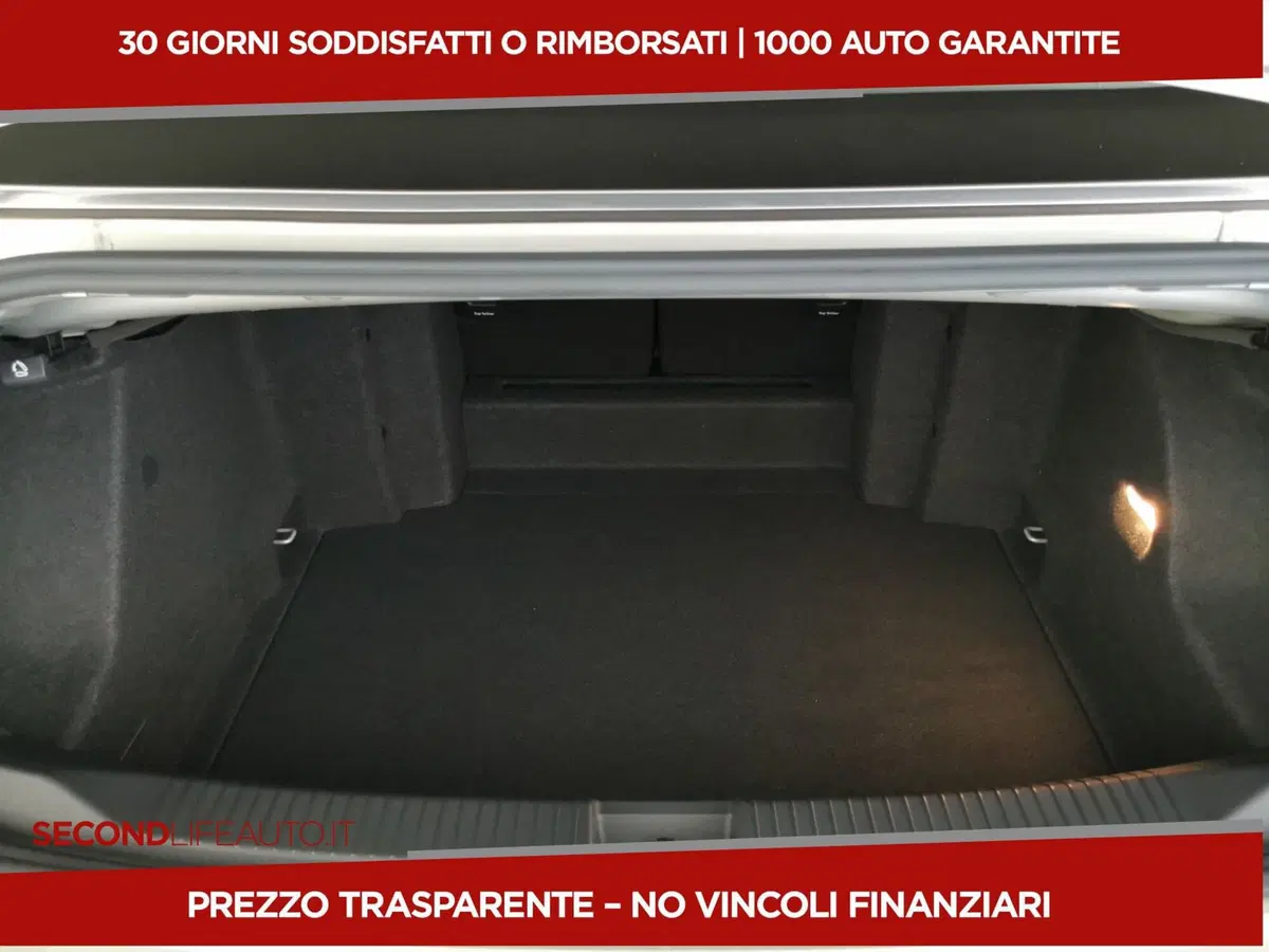 Volkswagen T-Roc Cabrio nuova a Chieti (7)