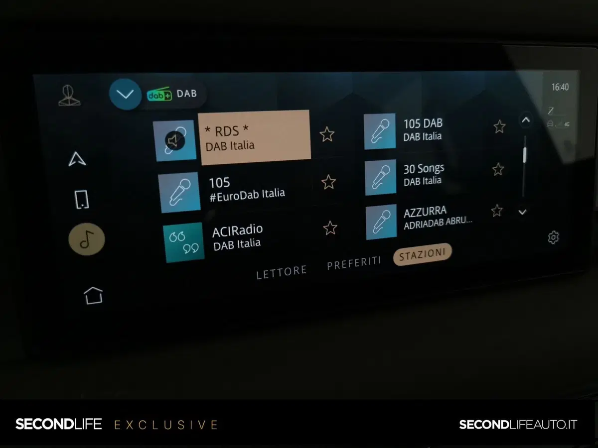 Land Rover Defender usata a Chieti (13)
