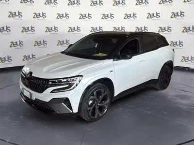 Renault Austral 1.3 mild hybrid Techno Esprit Alpine 160cv auto nuova a Faenza