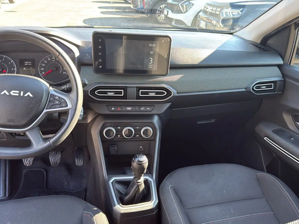 Dacia Jogger usata a Ravenna (13)