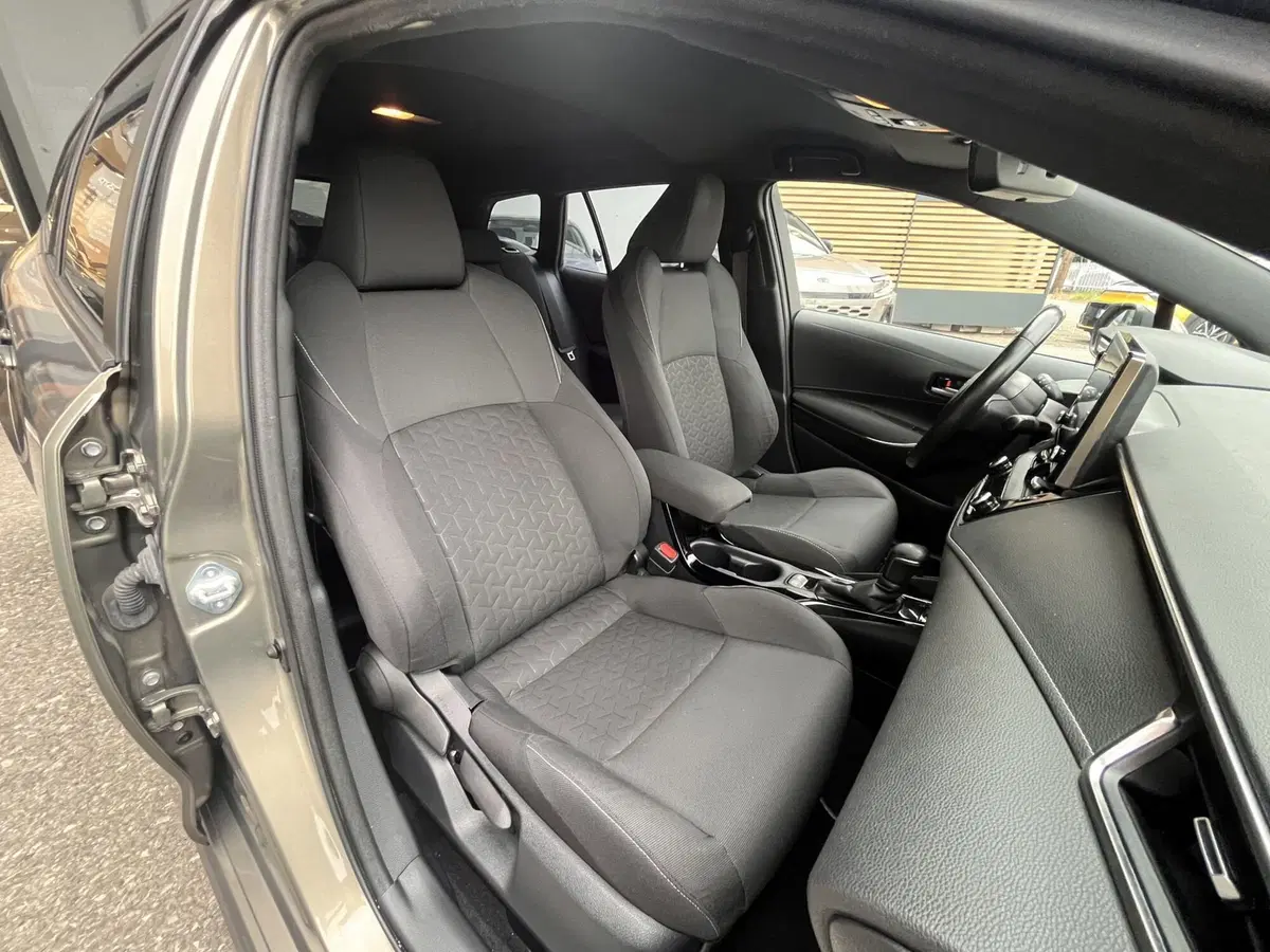 Toyota Corolla Touring Sports usata a Modena (10)