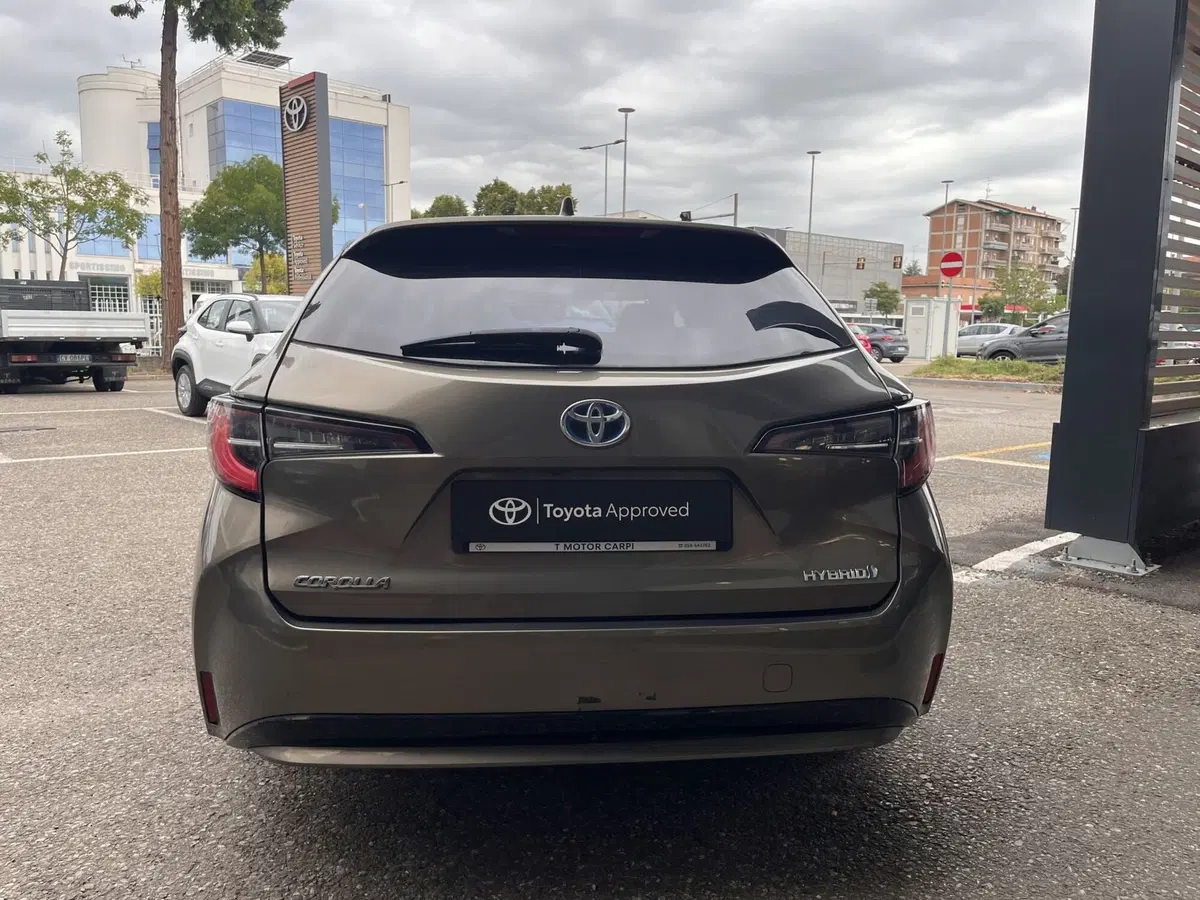 Toyota Corolla Touring Sports usata a Modena (3)