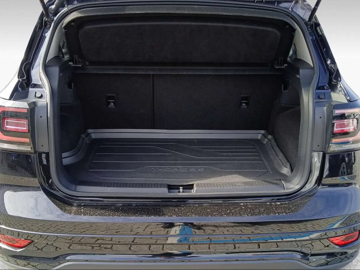 Volkswagen T-Cross usata a Livorno (6)