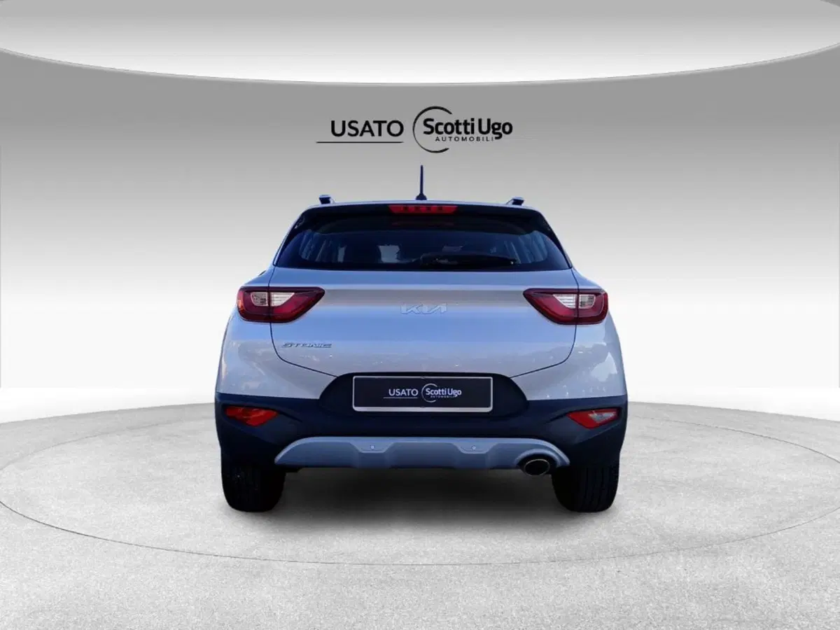 Kia Stonic usata a Livorno (5)