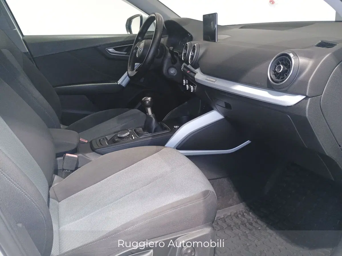 Audi Q2 usata a Catanzaro (13)