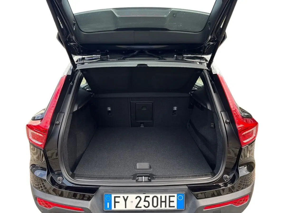 Volvo XC40 usata a Parma (14)