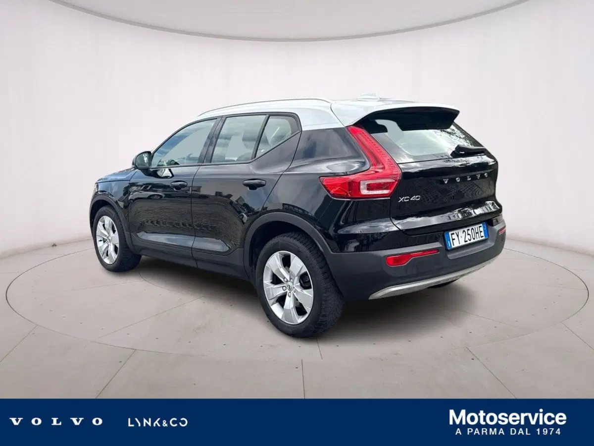 Volvo XC40 usata a Parma (9)