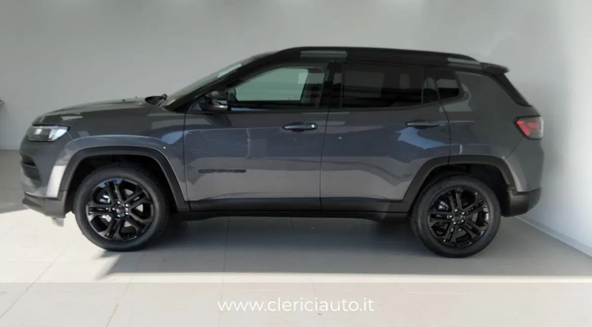 Jeep Compass usata a Como (8)