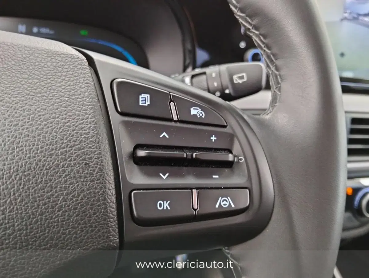 Hyundai i10 usata a Como (11)