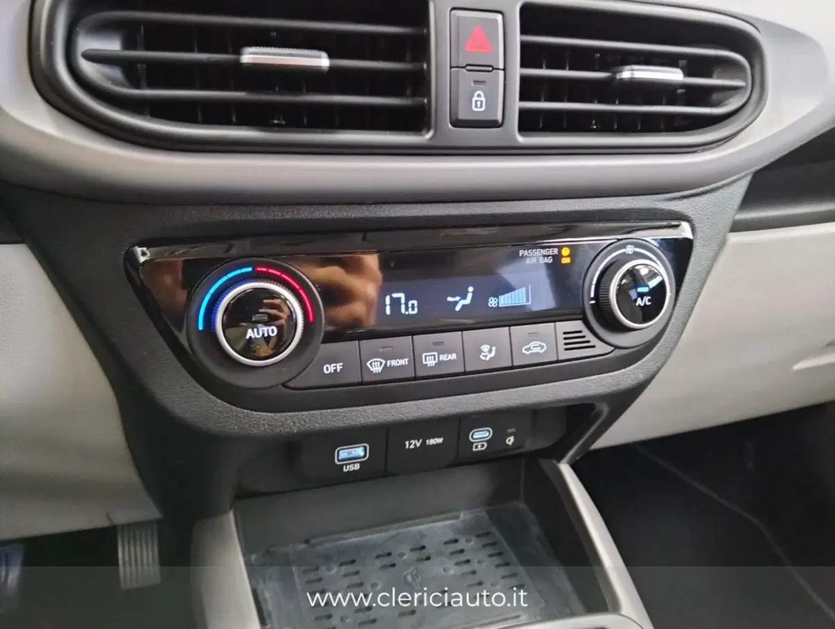 Hyundai i10 usata a Como (17)
