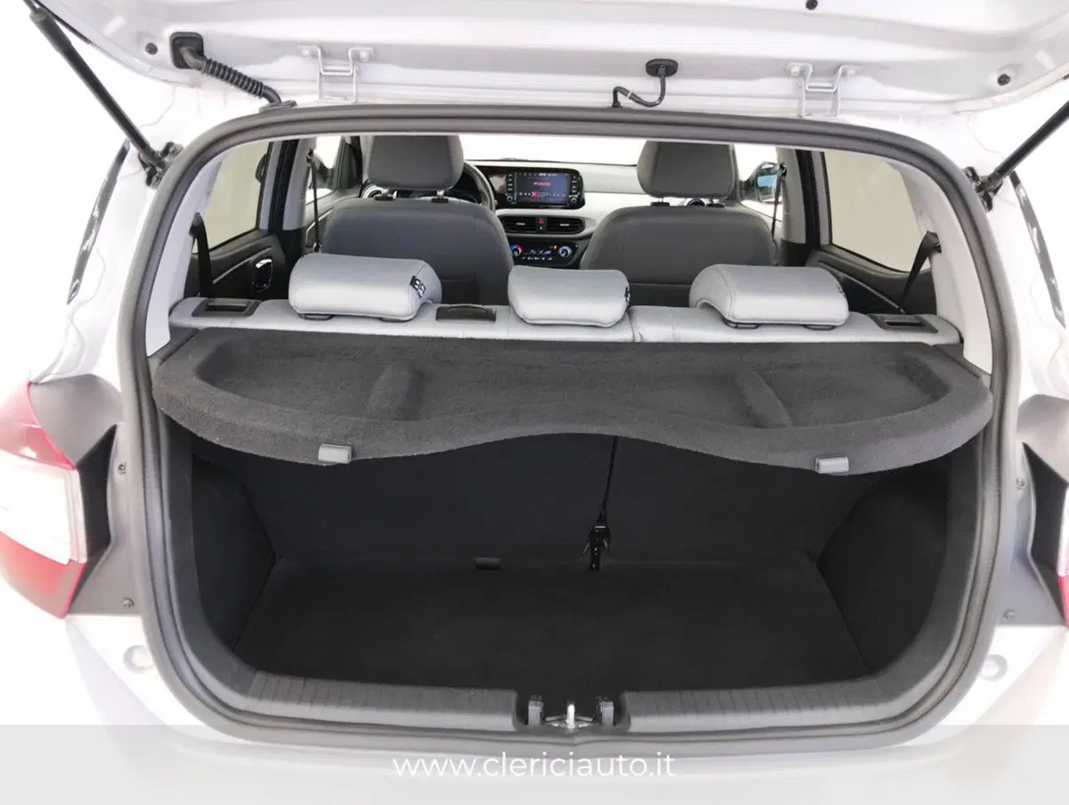 Hyundai i10 usata a Como (20)