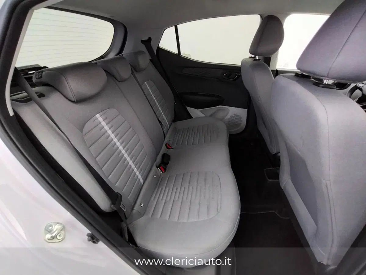 Hyundai i10 usata a Como (5)