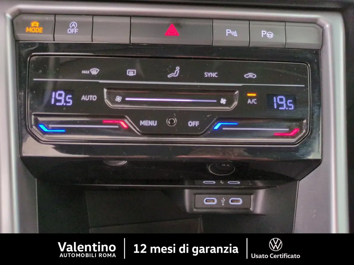 Volkswagen T-Roc Cabrio usata a Roma (15)