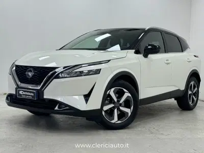 Nissan Qashqai 1.3 mhev N-Connecta 4wd 158cv xtronic del 2022 usata a Lurate Caccivio