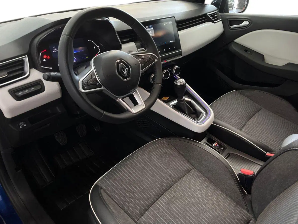 Renault Clio usata a Lecce (10)