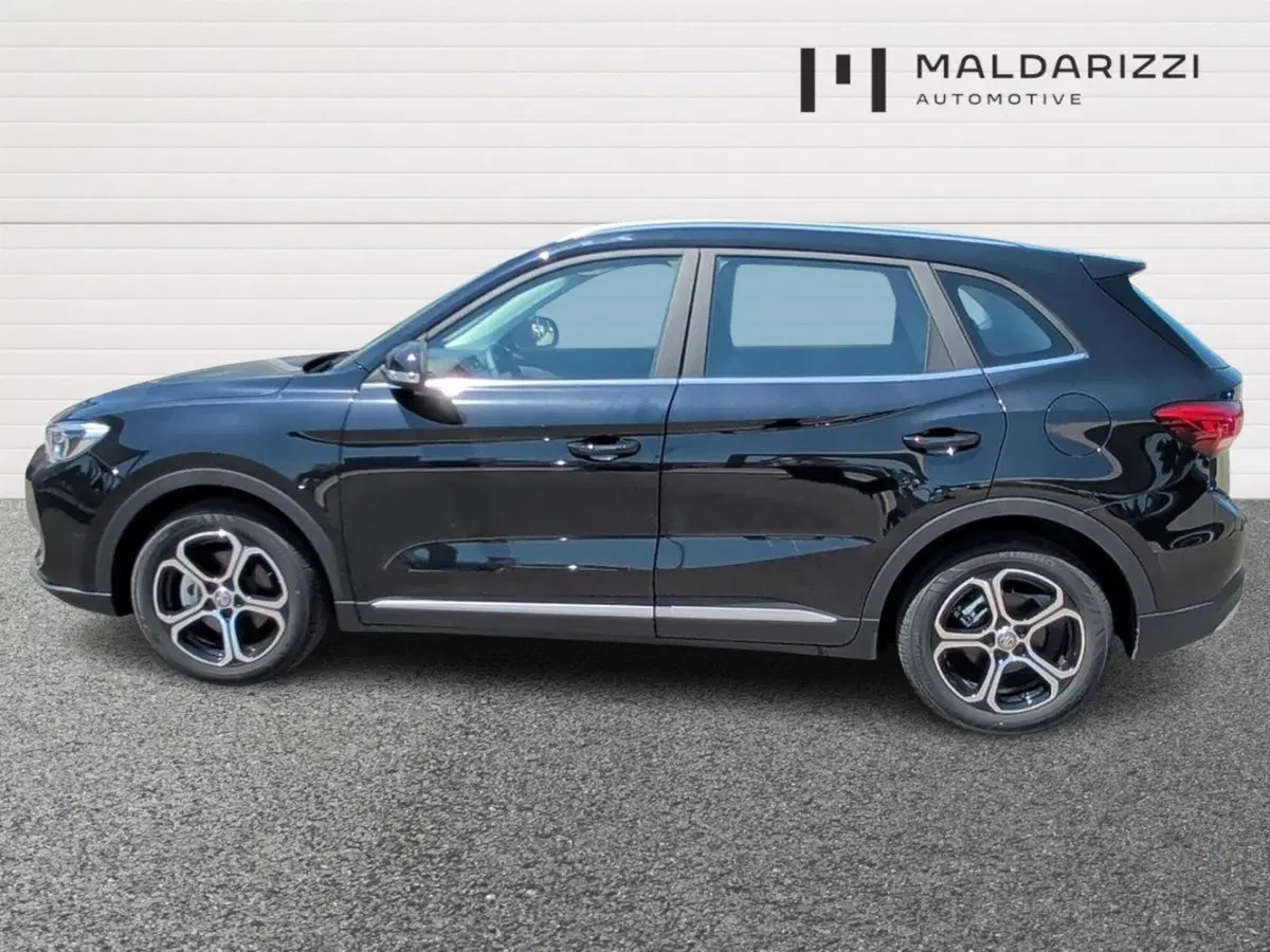 Mg ZS EV nuova a Bari (5)