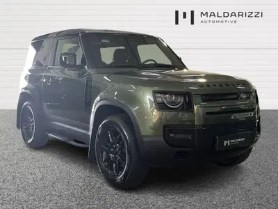 Land Rover Defender 90 3.0d i6 mhev SE awd 200cv auto 6p.ti nuova a Bari