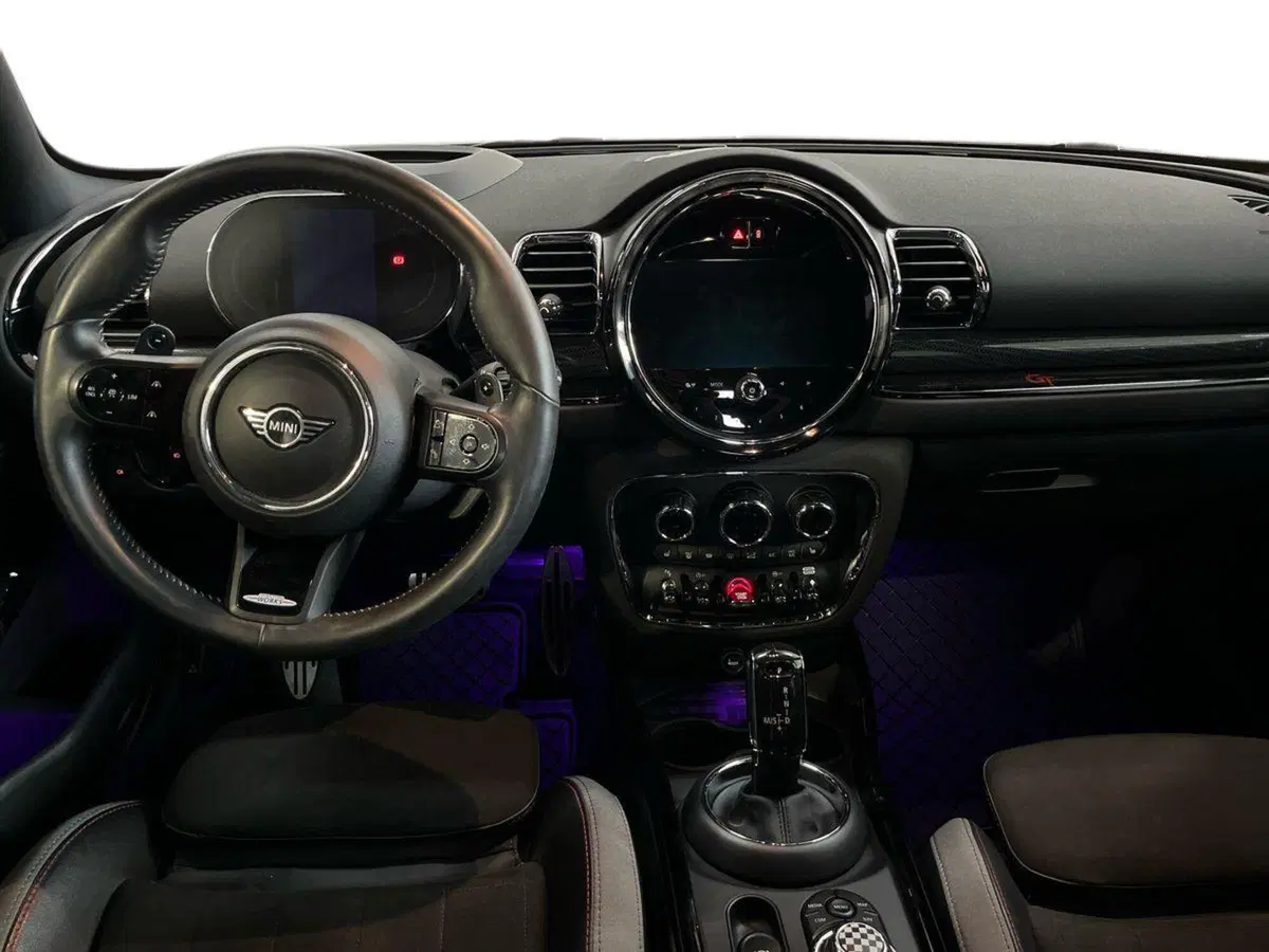 MINI Mini Clubman usata a Bari (8)