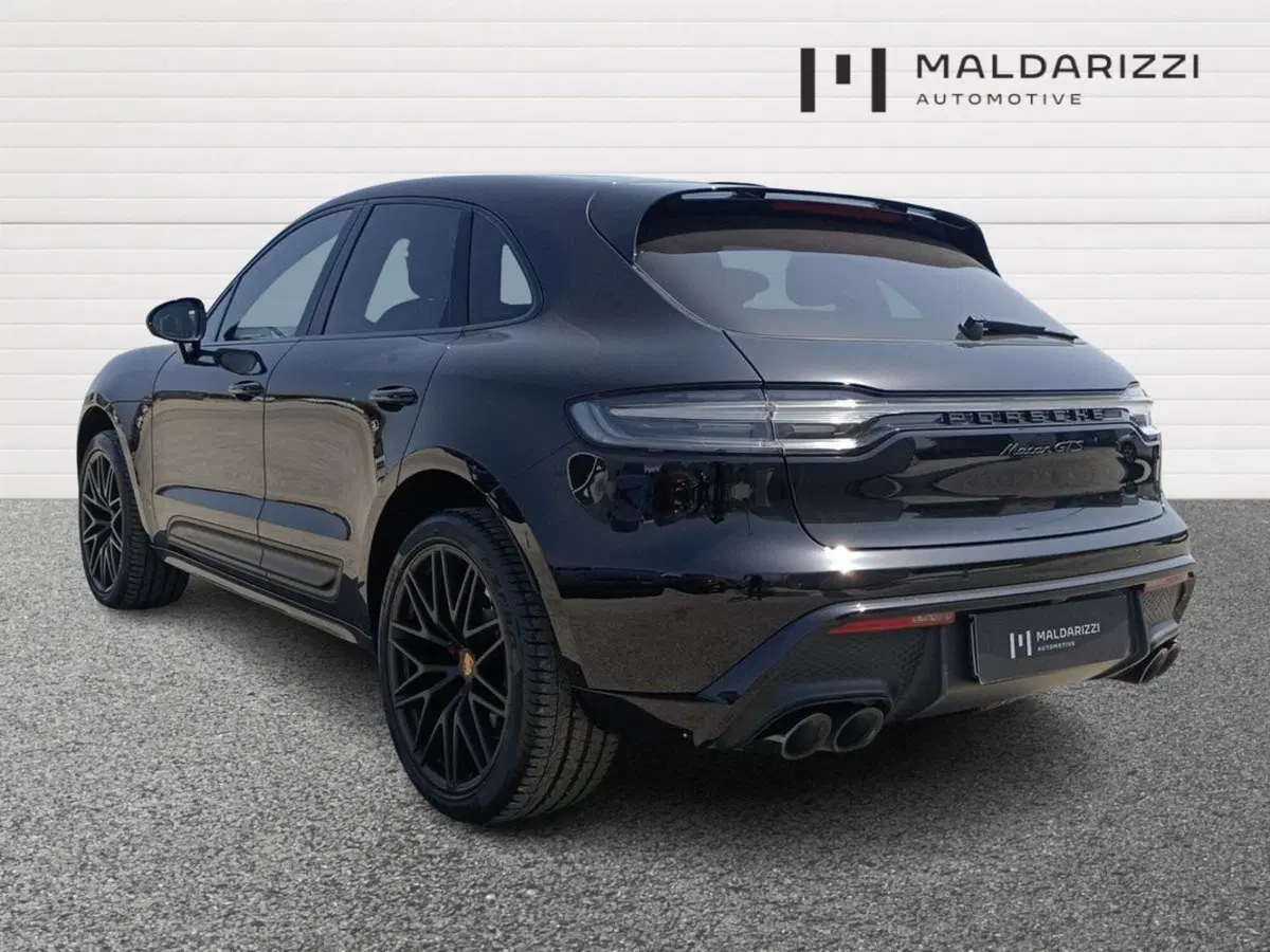 Porsche Macan usata a Bari (4)