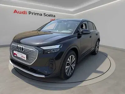 Audi Q4 Q4 45 e-tron quattro Business Advanced nuova a Roma