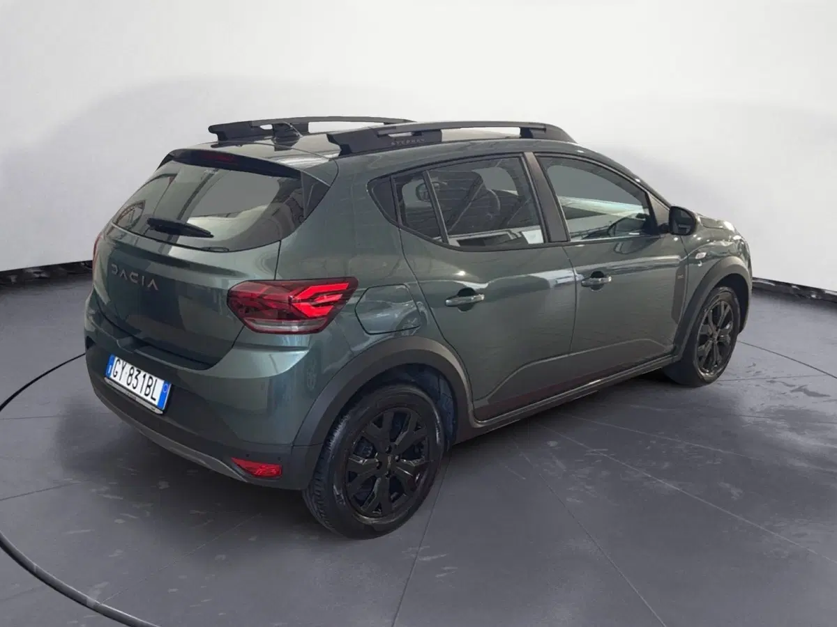 Dacia Sandero Stepway usata a Napoli (3)