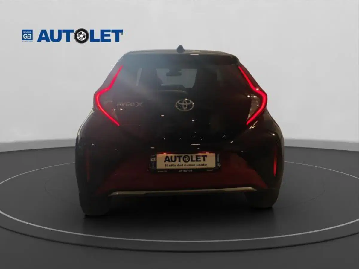 Toyota Aygo X usata a Genova (6)