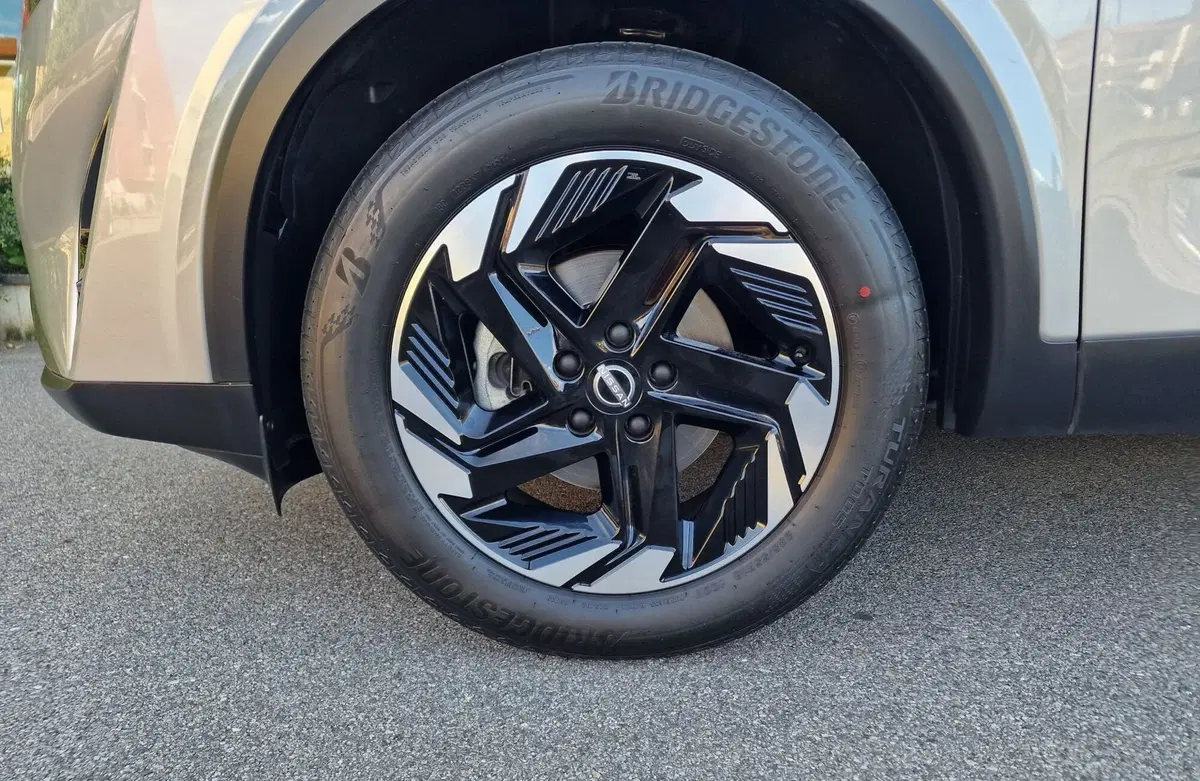 Nissan Qashqai usata a Milano (11)