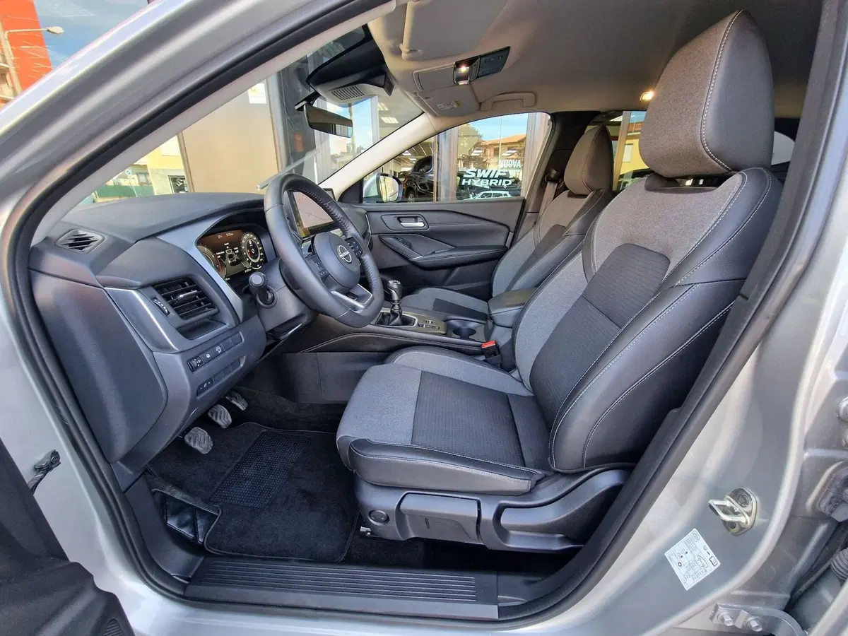 Nissan Qashqai usata a Milano (6)