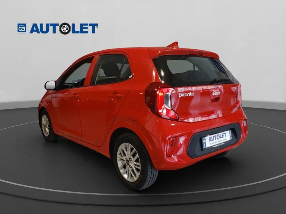 Kia Picanto usata a Genova (8)