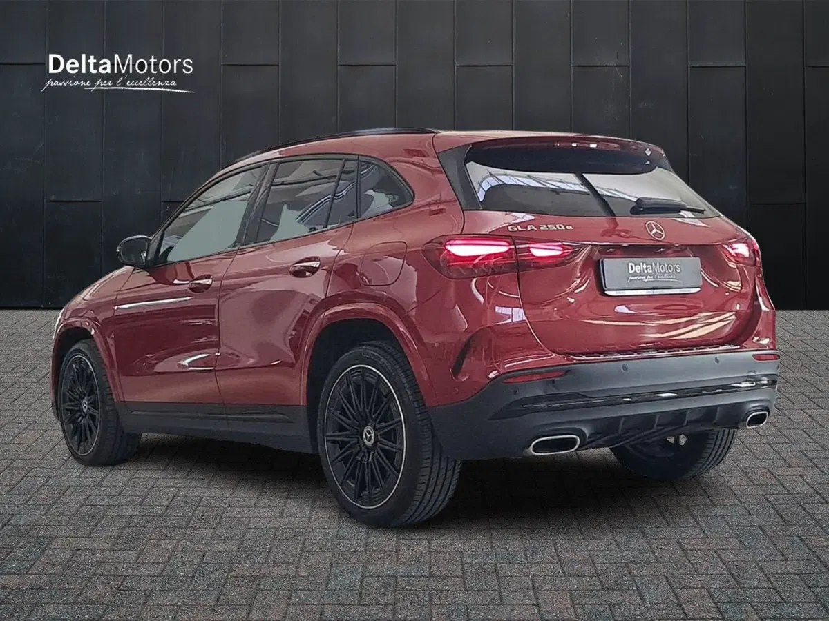Mercedes-Benz GLA SUV usata a Rimini (2)