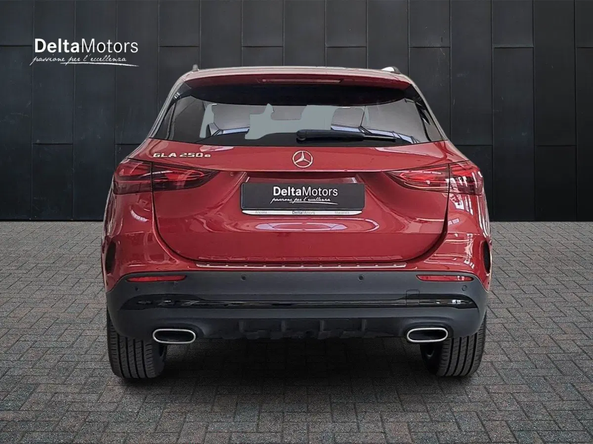 Mercedes-Benz GLA SUV usata a Rimini (3)